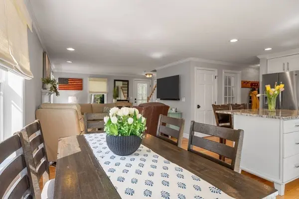 21 Many Oaks Cir, Yarmouth, MA 02675