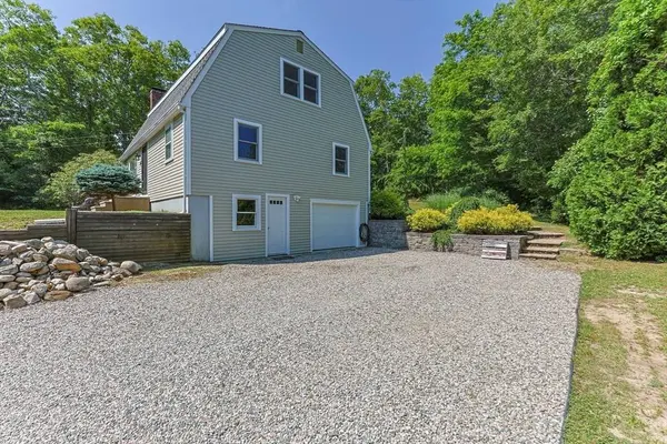 31 Chase Rd, Sandwich, MA 02537