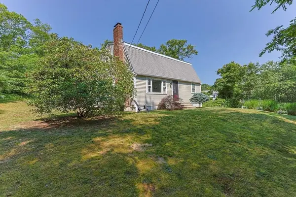 31 Chase Rd, Sandwich, MA 02537