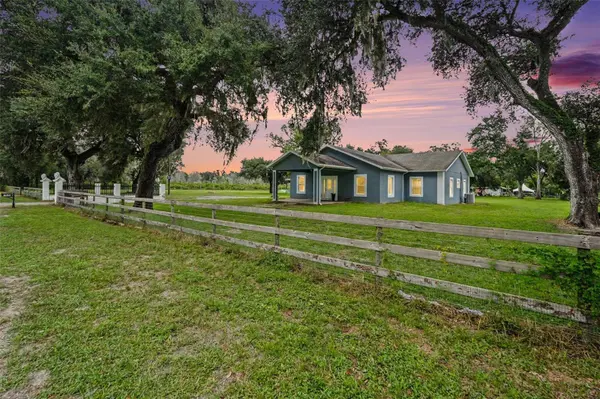 7040 LUMBERTON RD, Zephyrhills, FL 33540