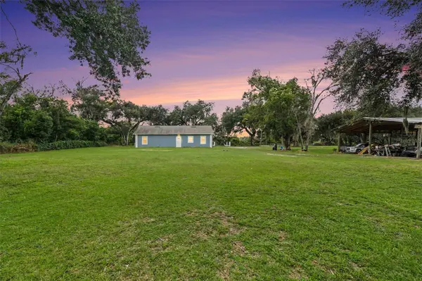 7040 LUMBERTON RD, Zephyrhills, FL 33540