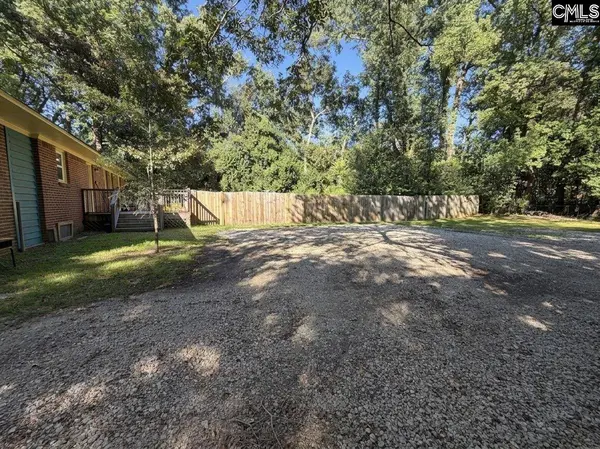912 Hazelwood Road W, Columbia, SC 29209