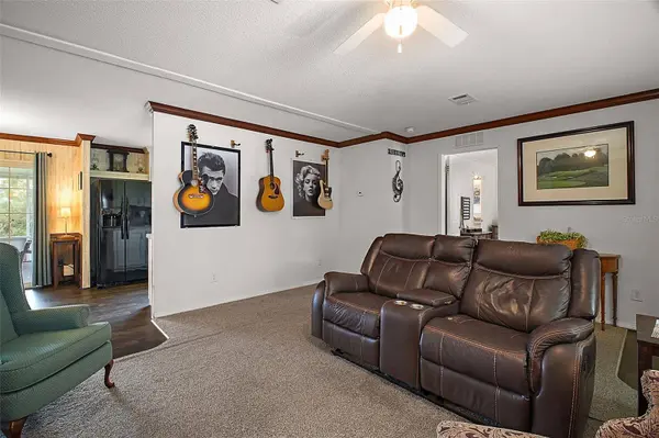 2551 CAYMAN CIR, Zellwood, FL 32798