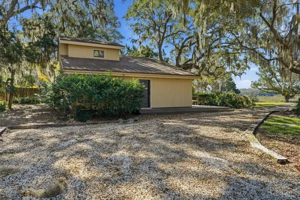100 SATURN RD, St Augustine, FL 32086