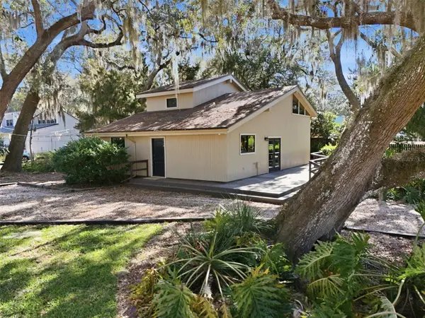 100 SATURN RD, St Augustine, FL 32086