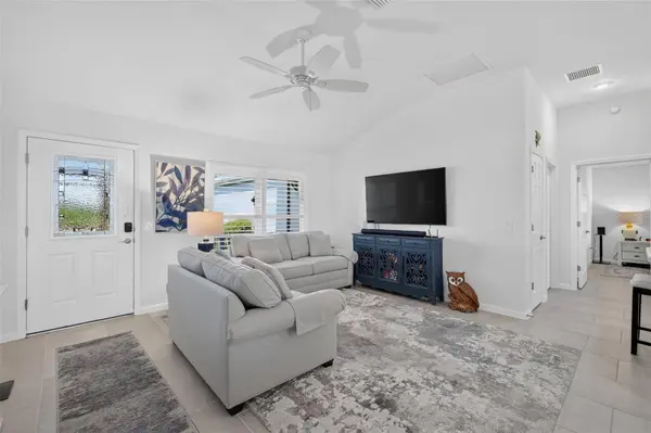 5711 HENRY LOOP, The Villages, FL 32163