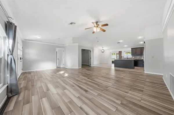 236 COUNTRY LAKES CIR, Groveland, FL 34736