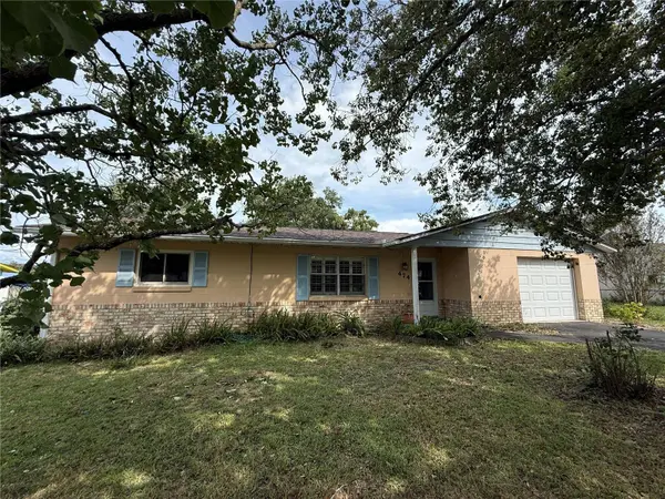 Lady Lake, FL 32159