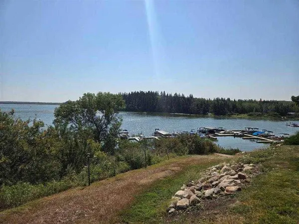 25054 South Pine Lake RD #6092, Rural Red Deer County, AB T0M 1R0