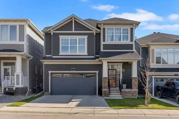 32 Carrington MNR NW