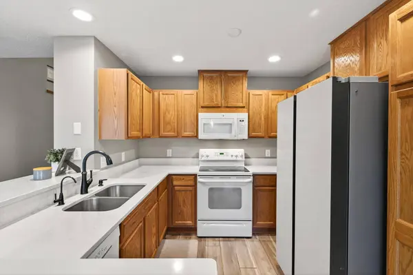 17700 71st AVE N, Maple Grove, MN 55311