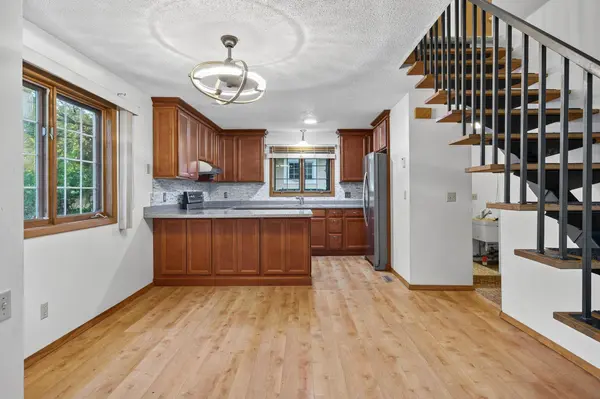 2023 Parkside DR, Saint Paul, MN 55119