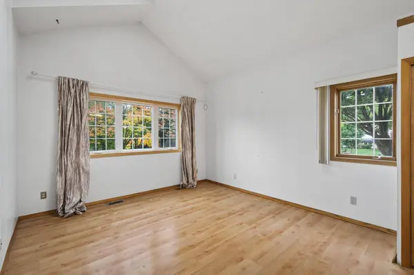 2023 Parkside DR, Saint Paul, MN 55119