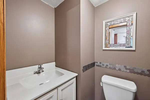 2023 Parkside DR, Saint Paul, MN 55119