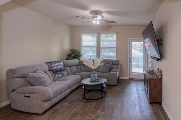 1501 Gropius Lane unit 30b, Pflugerville, TX 78660
