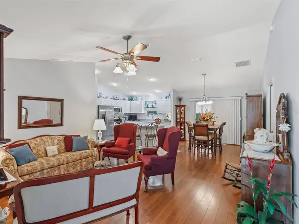 1002 GOLDEN GROVE DR, The Villages, FL 32162