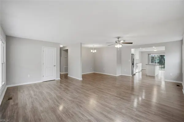 15 Gayle ST, Hampton, VA 23669