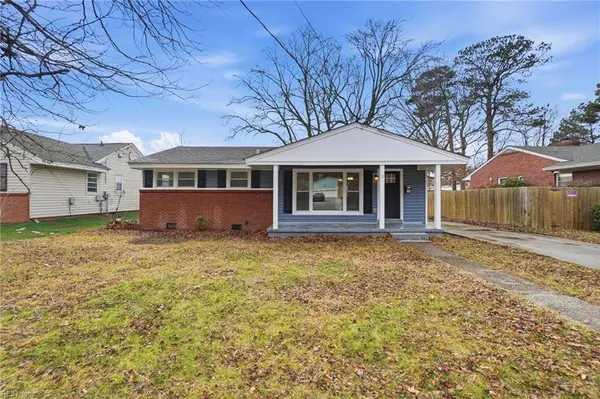 15 Gayle ST, Hampton, VA 23669