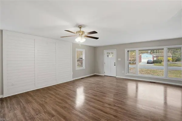15 Gayle ST, Hampton, VA 23669