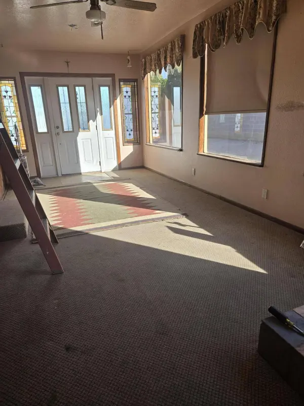 411 N Rubennie PL NW, Albuquerque, NM 87114