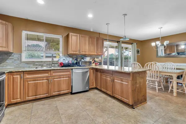 3549 Rosemont DR, Sacramento, CA 95826