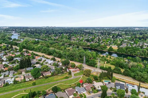 49 Waterglen CIR, Sacramento, CA 95826