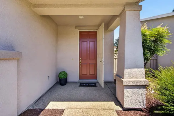 1250 Tarapin LN, Lincoln, CA 95648