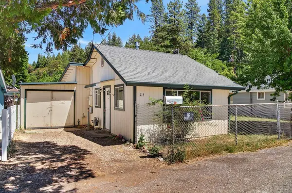 115 Stennett ST, Grass Valley, CA 95945