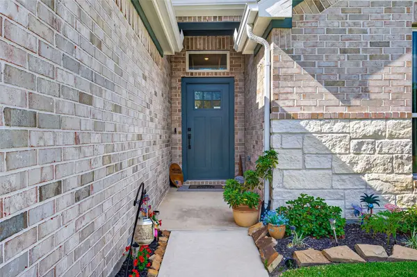 12022 Noble Heart DR, Willis, TX 77318