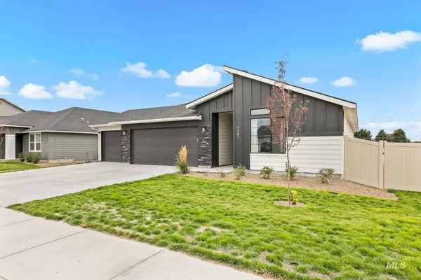 727 Morrow St, Mountain Home, ID 83647