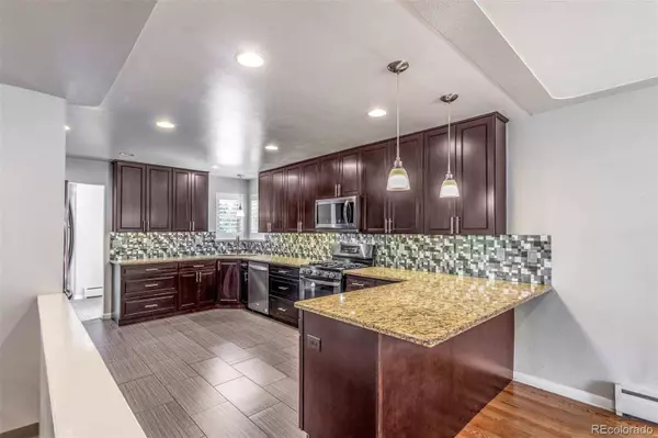 1575 S Monaco Pkwy, Denver, CO 80224