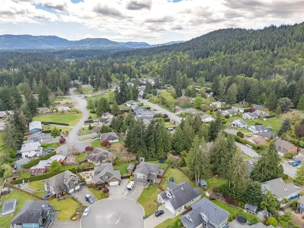 3638 Soren Pl, Cobble Hill, BC V0R 1L0