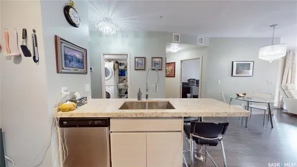 223 Evergreen SQUARE #205, Saskatoon, SK S7W 0W2