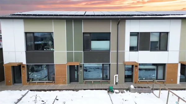 475 L AVENUE S #4, Saskatoon, SK S7M 5Y6