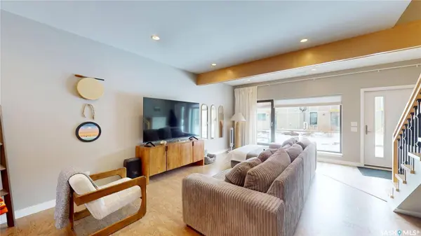 475 L AVENUE S #4, Saskatoon, SK S7M 5Y6