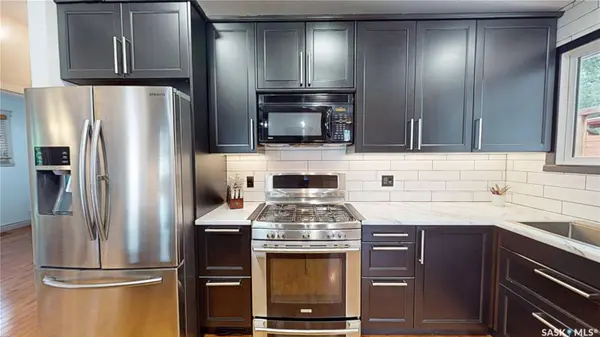 1801 Wilson CRESCENT, Saskatoon, SK S7J 2N8