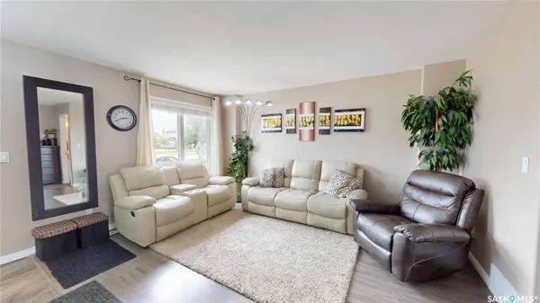 2933 McClocklin ROAD, Saskatoon, SK S7R 0A1