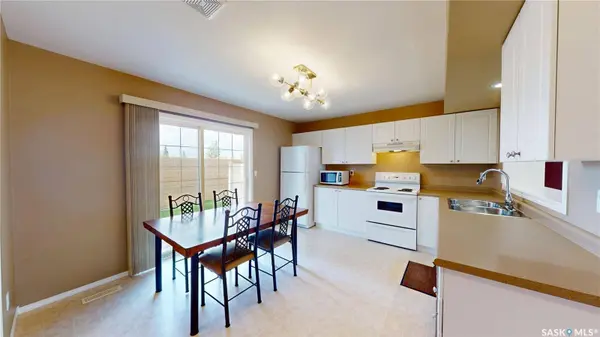 809 Kristjanson ROAD #13, Saskatoon, SK S7S 1M8