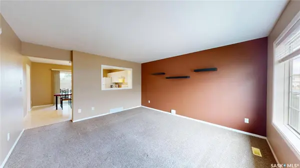 809 Kristjanson ROAD #13, Saskatoon, SK S7S 1M8