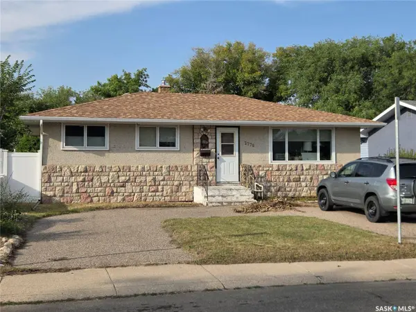 2776 Eastview, Saskatoon, SK S7J 3H5