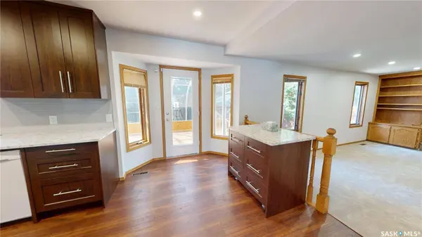610 Nesslin CRESCENT, Saskatoon, SK S7J 4V5