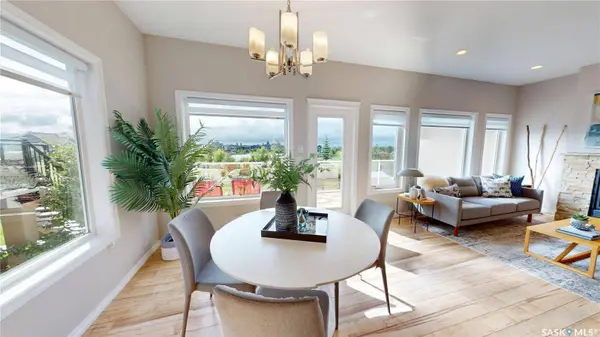 242 Whalley CRESCENT, Saskatoon, SK S7T 0N9