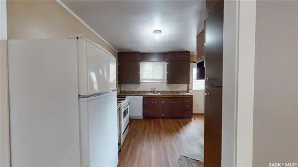512 J AVENUE S, Saskatoon, SK S7M 2A8