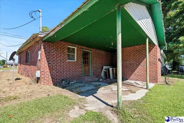 315 Wilmont St, Lake City, SC 29560