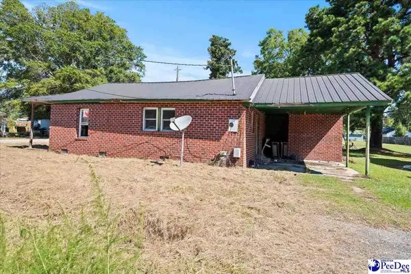 315 Wilmont St, Lake City, SC 29560