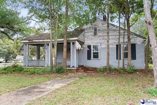 300 W Bryd St, Timmonsville, SC 29161