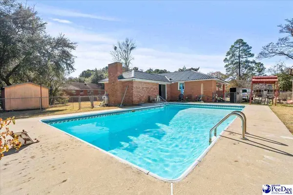 314 Hopkins St, Manning, SC 29102