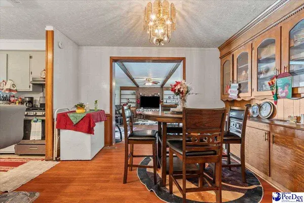 314 Hopkins St, Manning, SC 29102