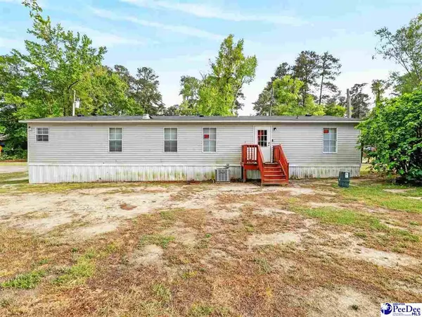211, 301, 303 Pineland St, Florence, SC 29505