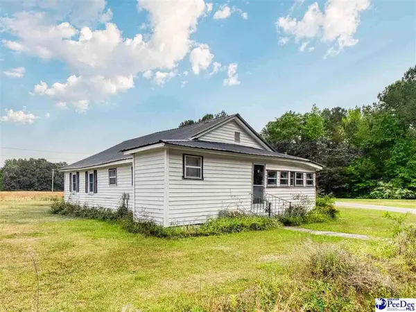 61 Willie Millan Drive, Kingstree, SC 29556
